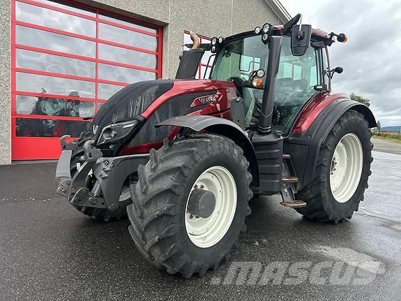 Valtra T234 Tratores Agrícolas usados