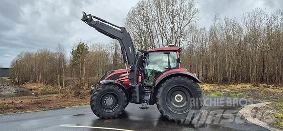 Valtra T234D ST Tratores Agrícolas usados