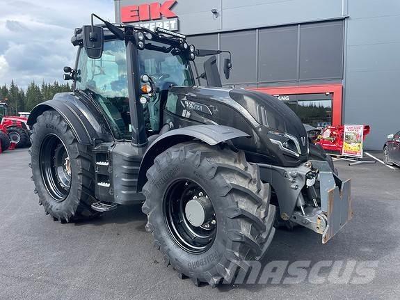 Valtra T235 Tratores Agrícolas usados