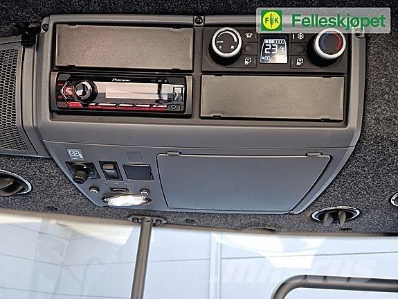 Valtra T235 Tratores Agrícolas usados