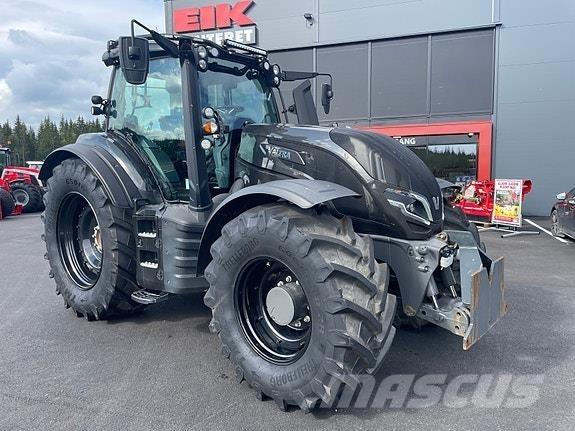 Valtra T235 Tratores Agrícolas usados