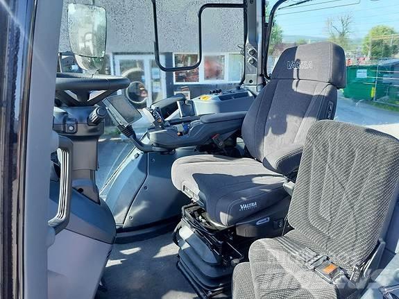 Valtra T235 Direct Tratores Agrícolas usados