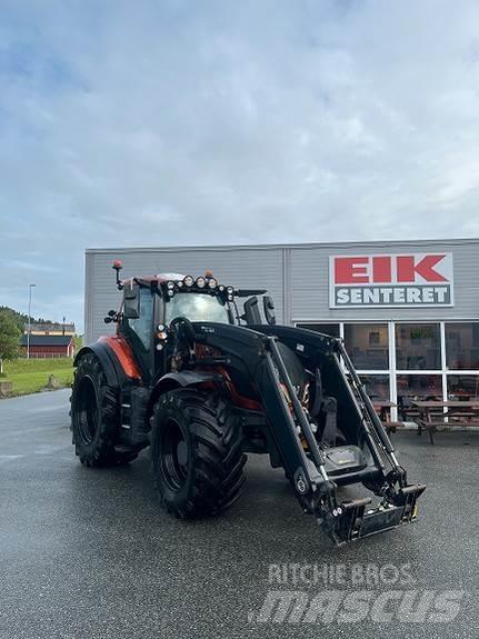Valtra T235D Tratores Agrícolas usados