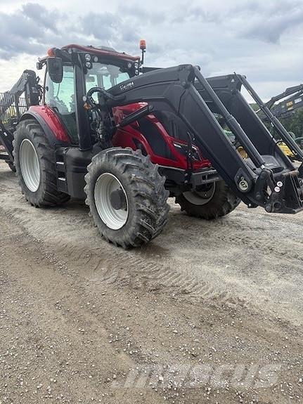 Valtra T254V Tratores Agrícolas usados