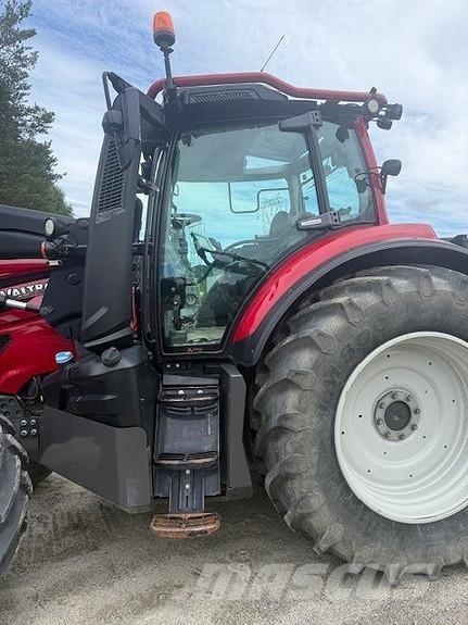 Valtra T254V Tratores Agrícolas usados