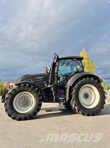Valtra T254V Tratores Agrícolas usados