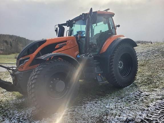 Valtra T255 Tratores Agrícolas usados