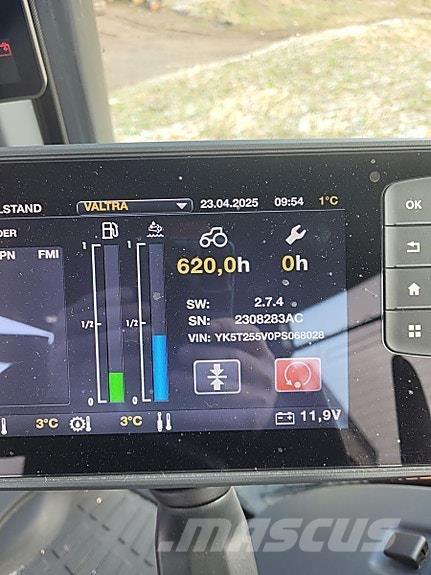 Valtra T255 Tratores Agrícolas usados