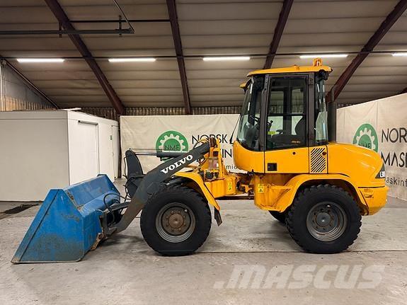 Volvo L30B Pás carregadoras de rodas