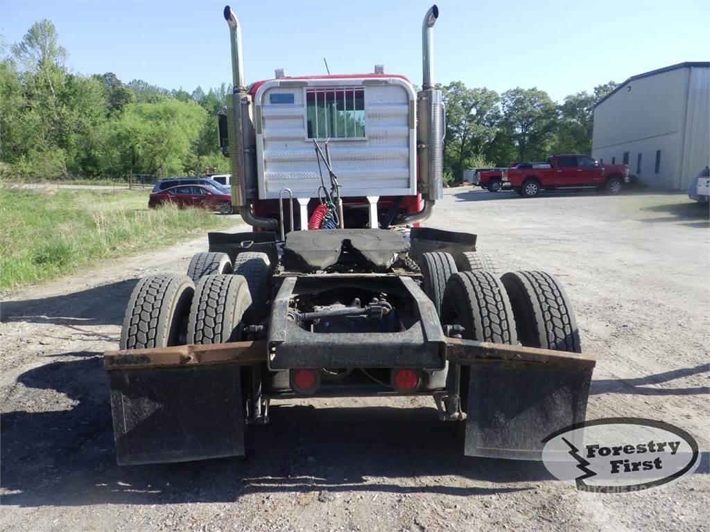 Mack CHN613 Maquinaria Florestal - Outros
