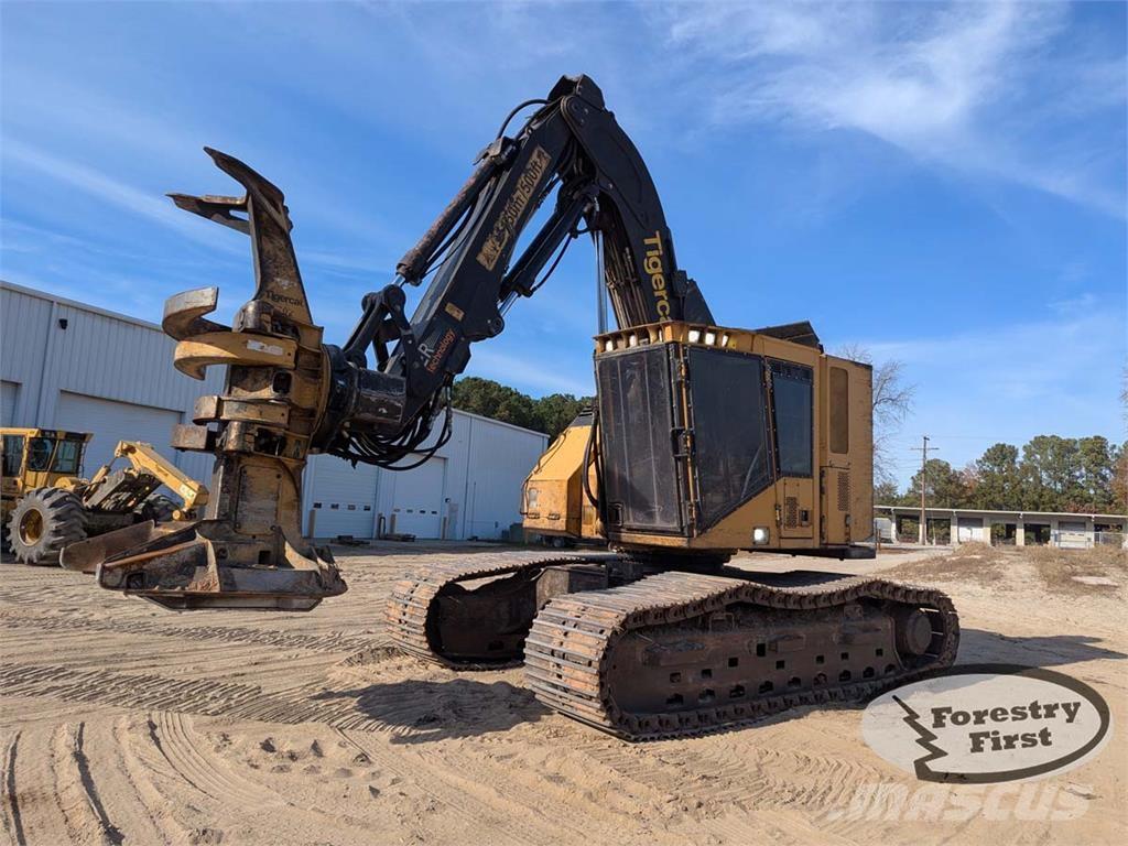 Tigercat 822D Cegadeiras