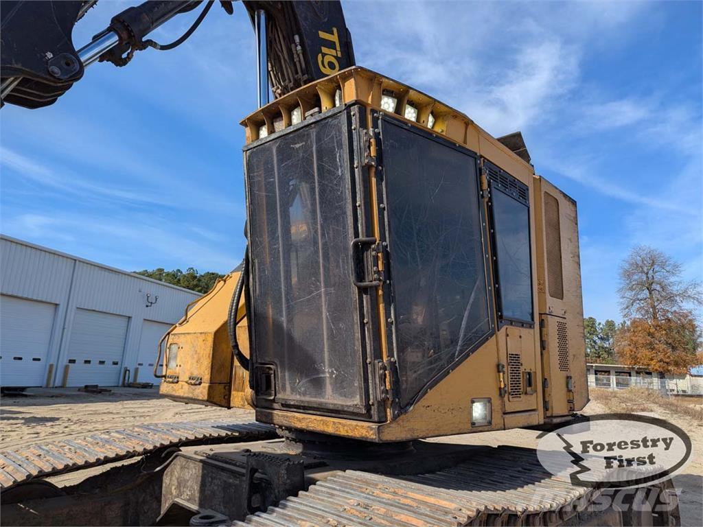 Tigercat 822D Cegadeiras