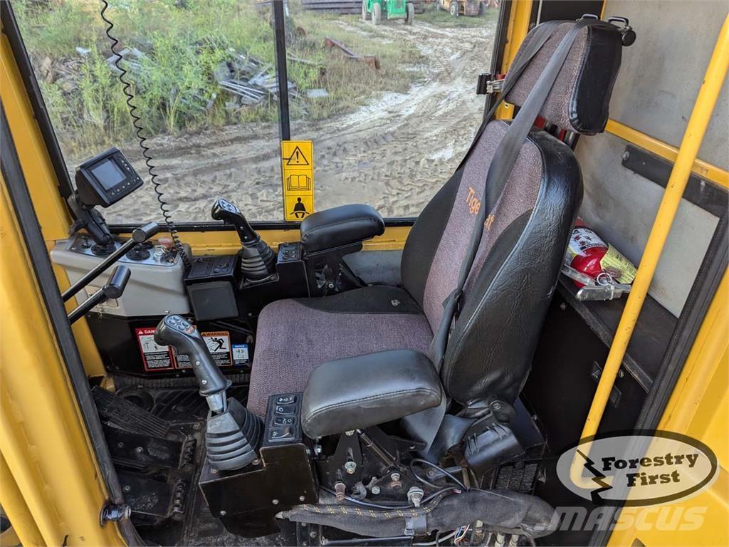 Tigercat T234B Carregadores