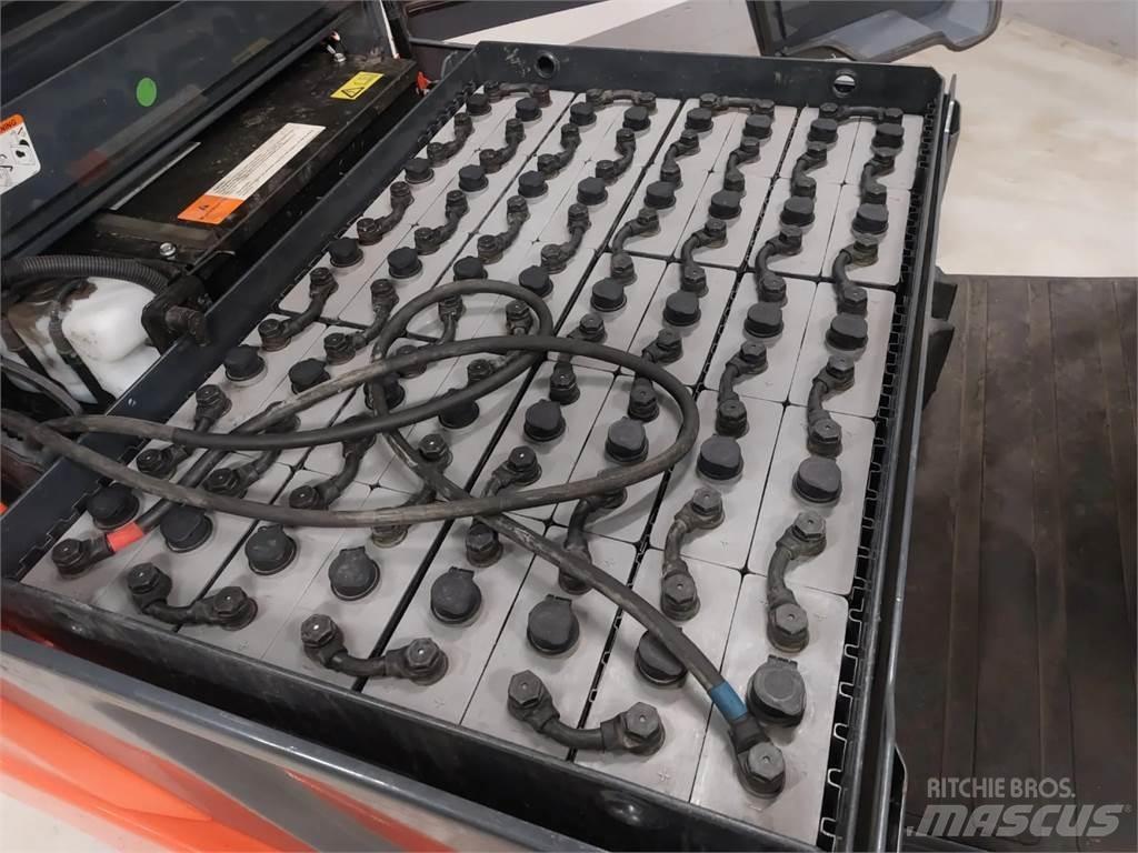 Toyota 8FBMKT25 Empilhadores eléctricos