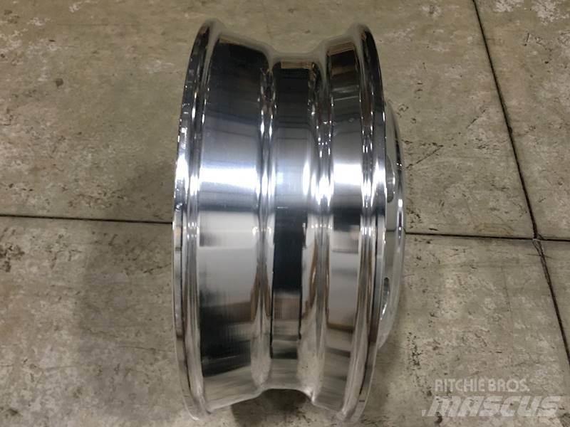  Accuride Pneus, Rodas e Jantes