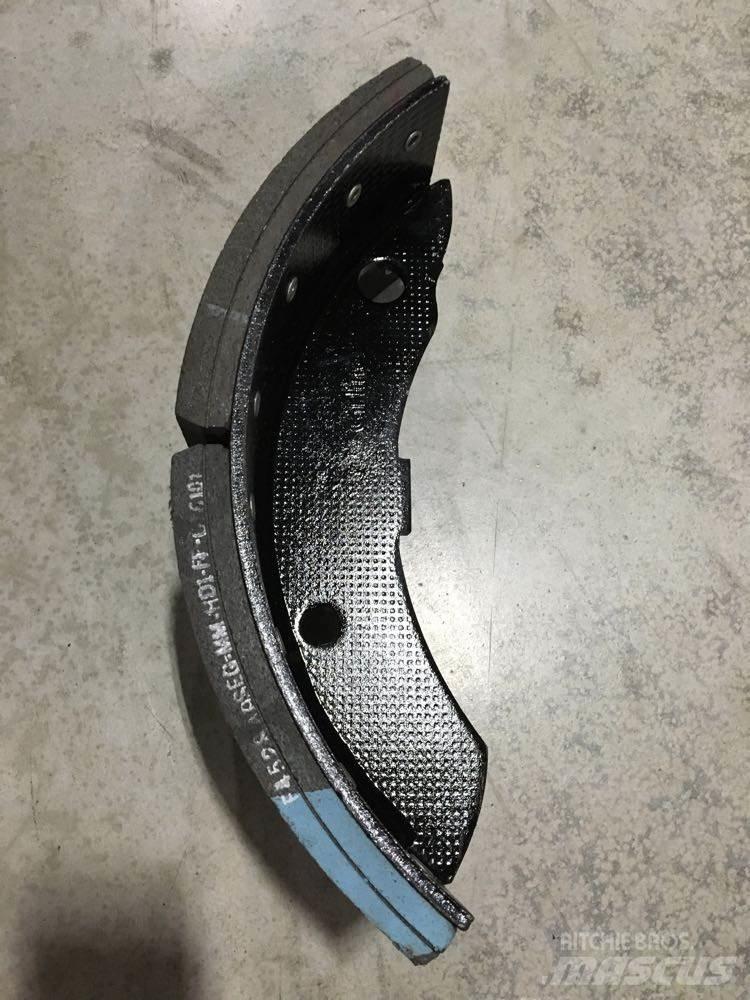  Brake Shoe Travőes