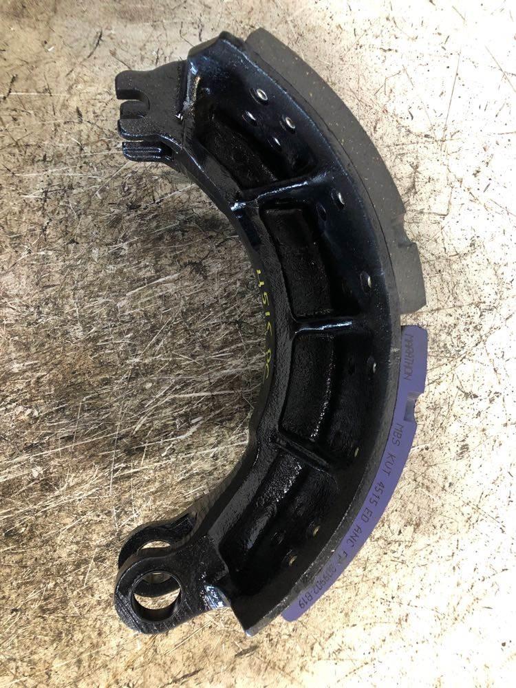  Brake Shoe Travőes