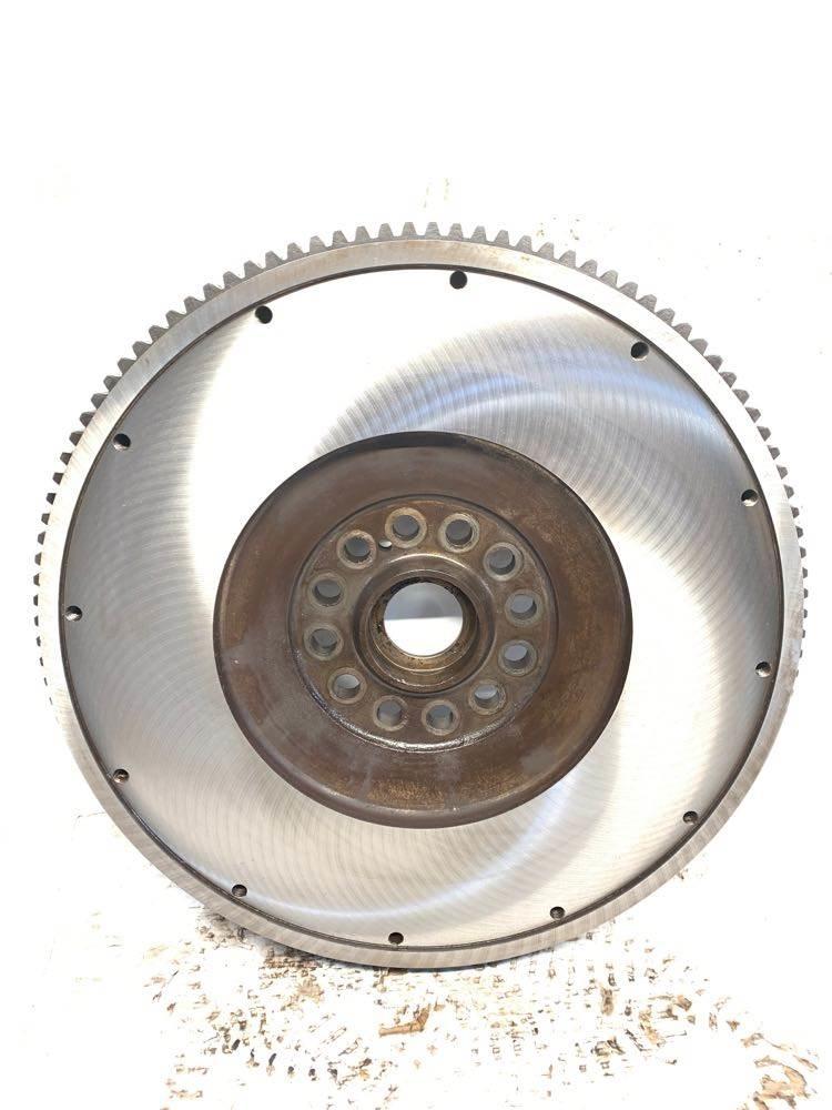 CAT C15 Pneus, Rodas e Jantes