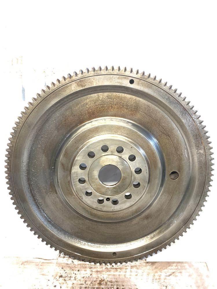 CAT C15 Pneus, Rodas e Jantes