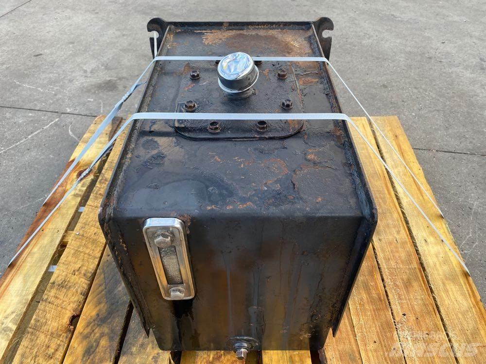 Mack CV713 Hidráulica