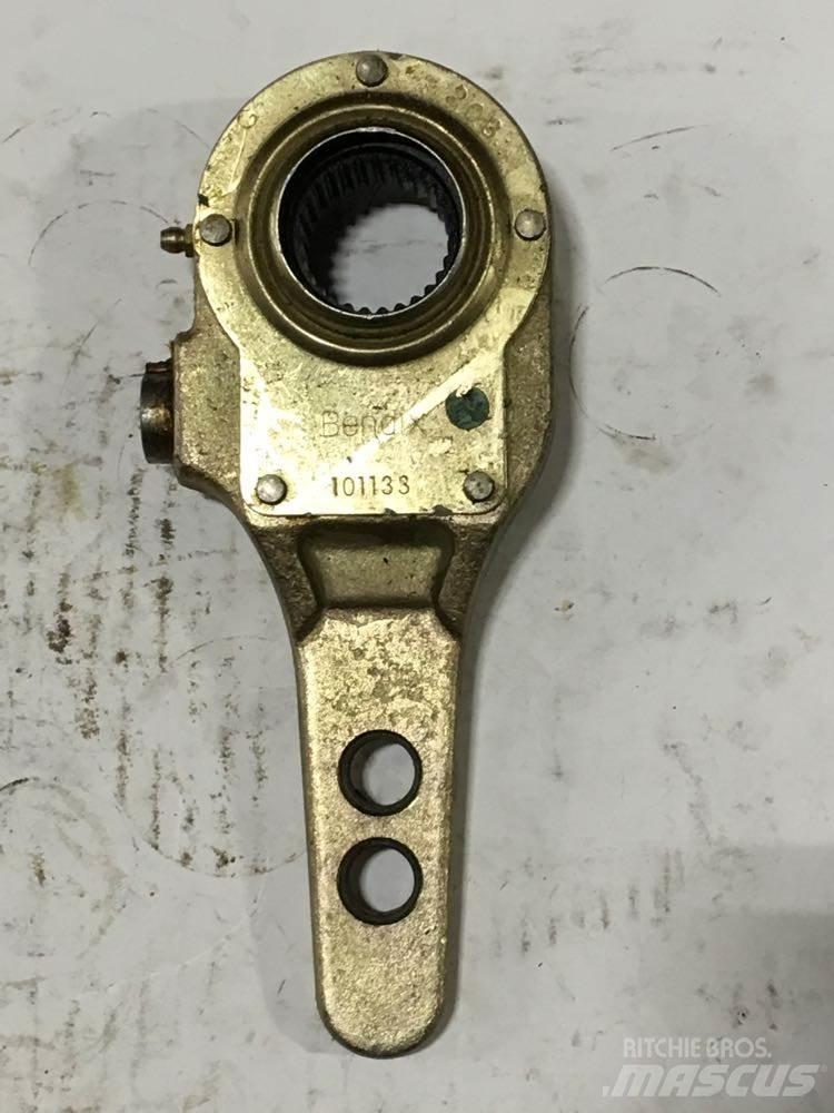 Meritor  Travőes