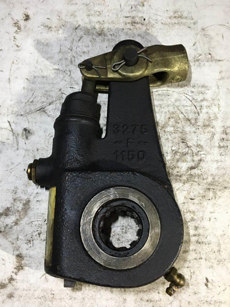 Meritor  Travőes