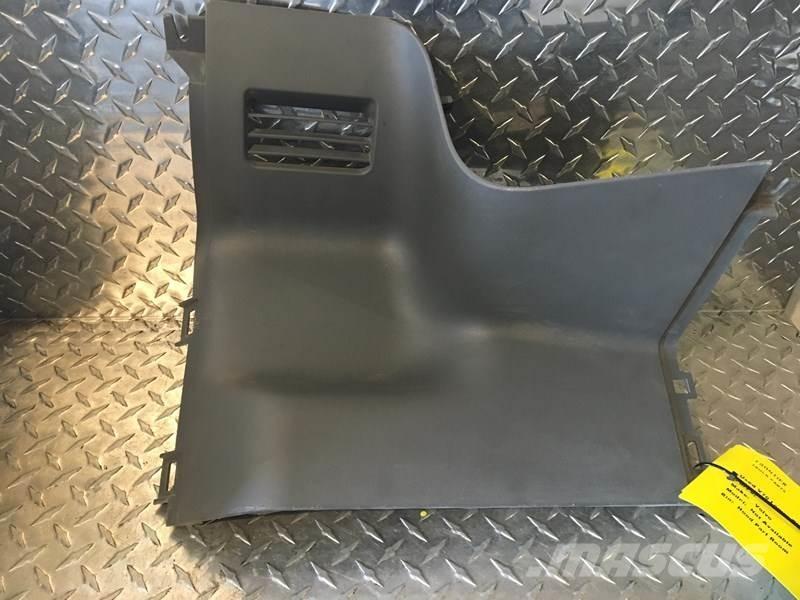 Volvo VNL Transportes - Outros
