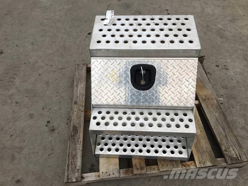 Volvo VNL Transportes - Outros
