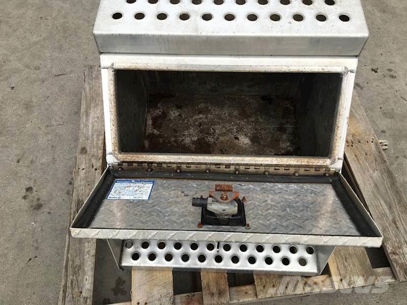 Volvo VNL Transportes - Outros
