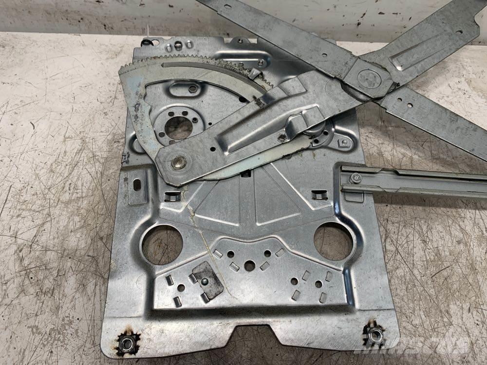 Volvo VNL Transportes - Outros
