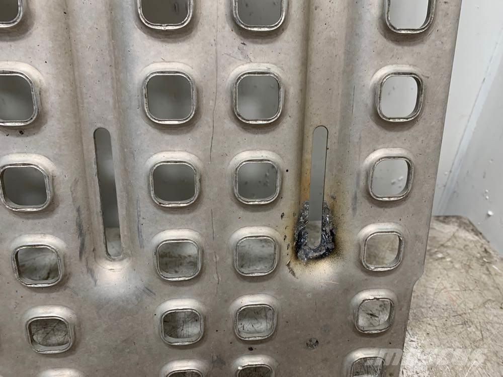 Volvo VNL Transportes - Outros
