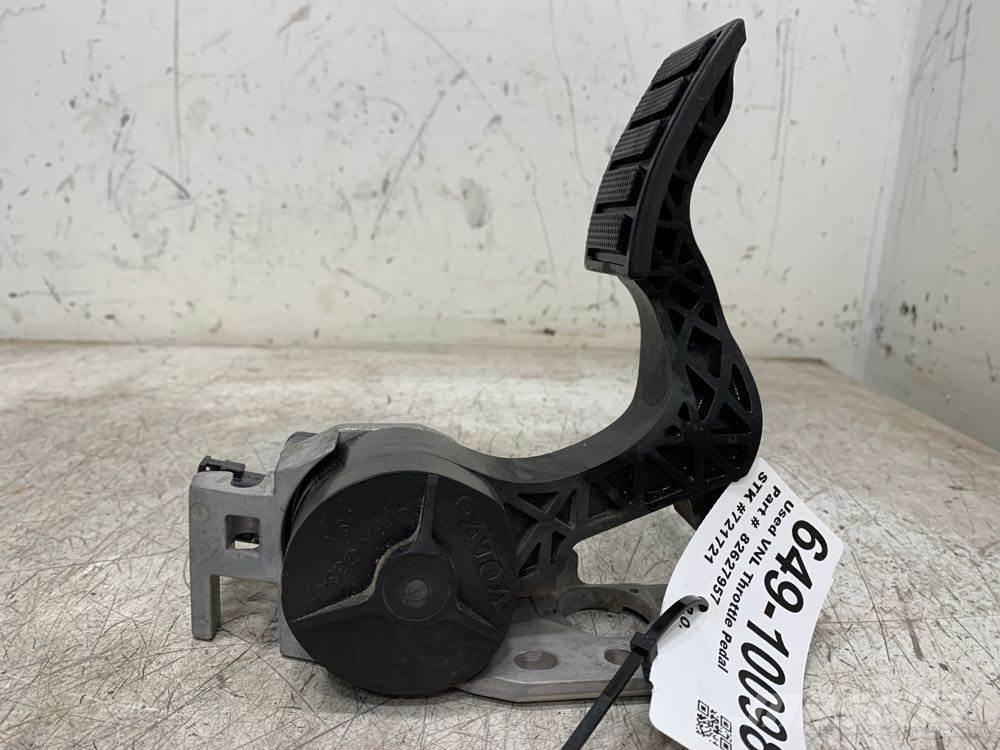 Volvo VNL Transportes - Outros
