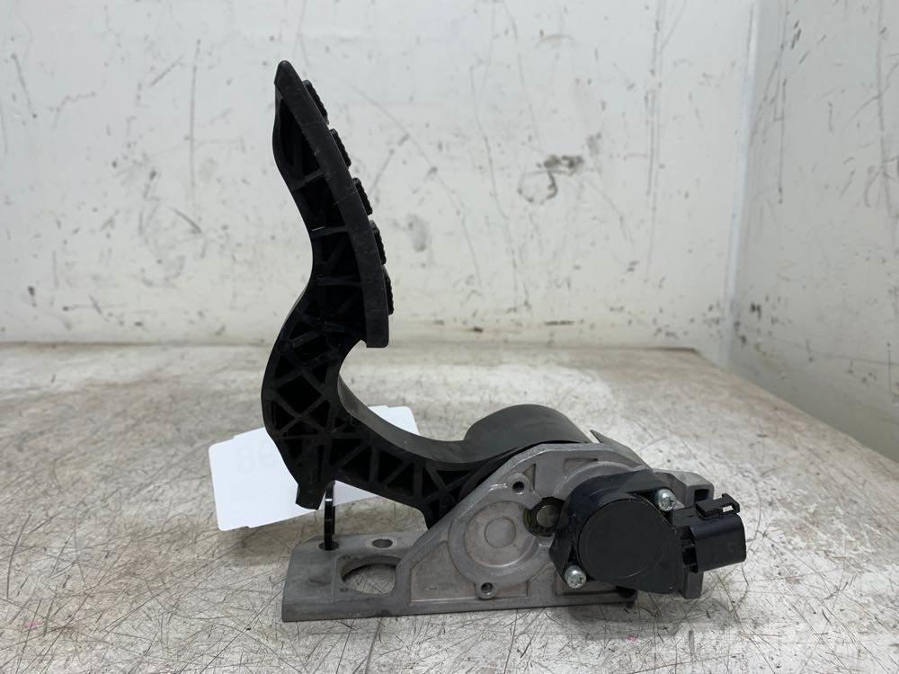 Volvo VNL Transportes - Outros
