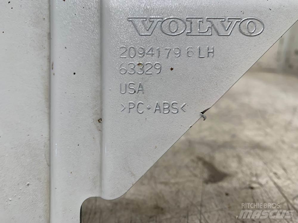 Volvo VNL Cabines e interior