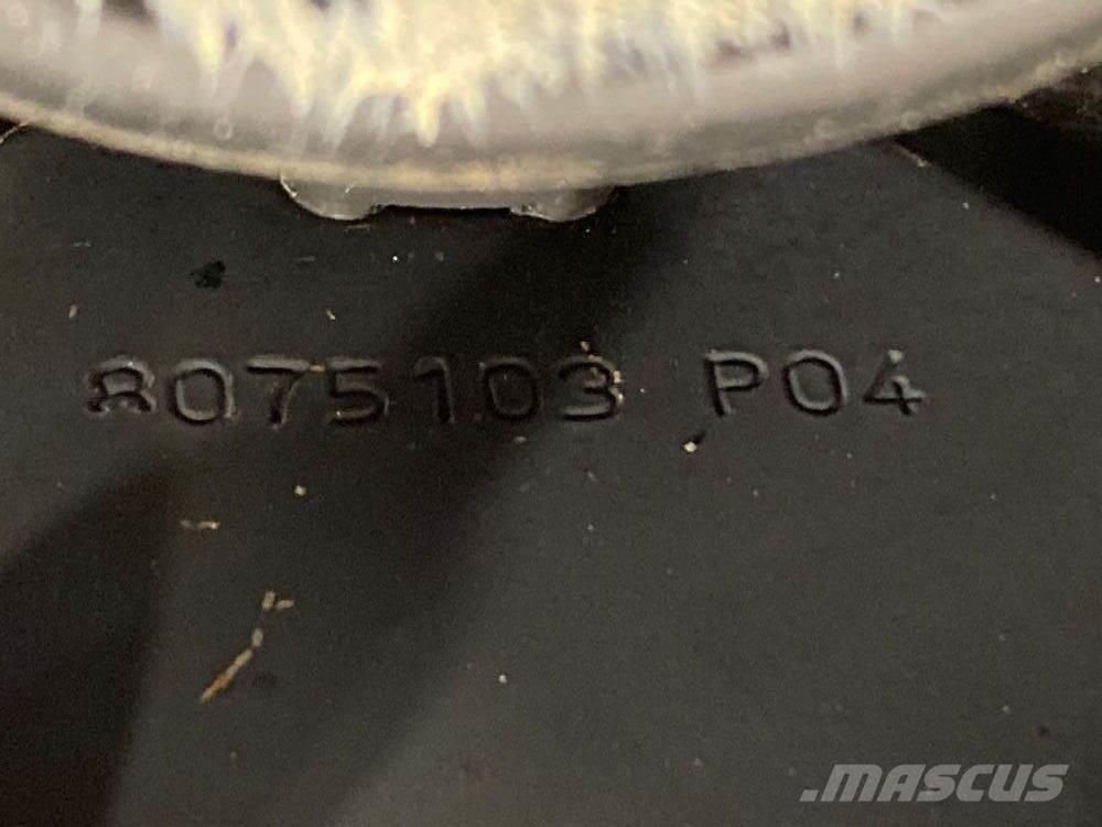 Volvo VNL Transportes - Outros
