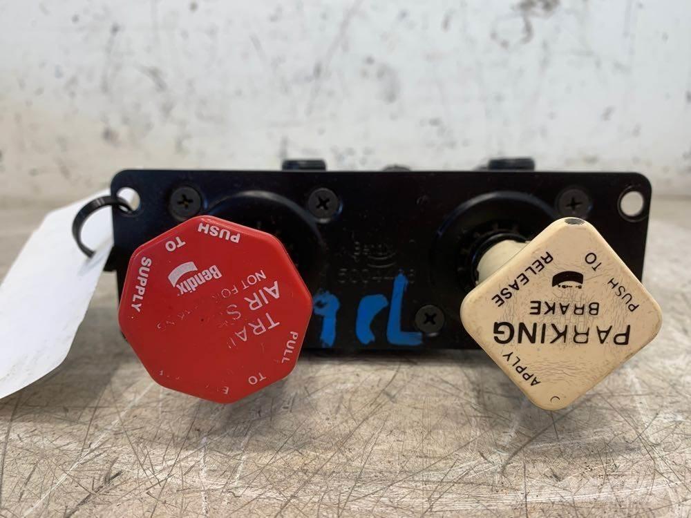 Volvo VNL Transportes - Outros
