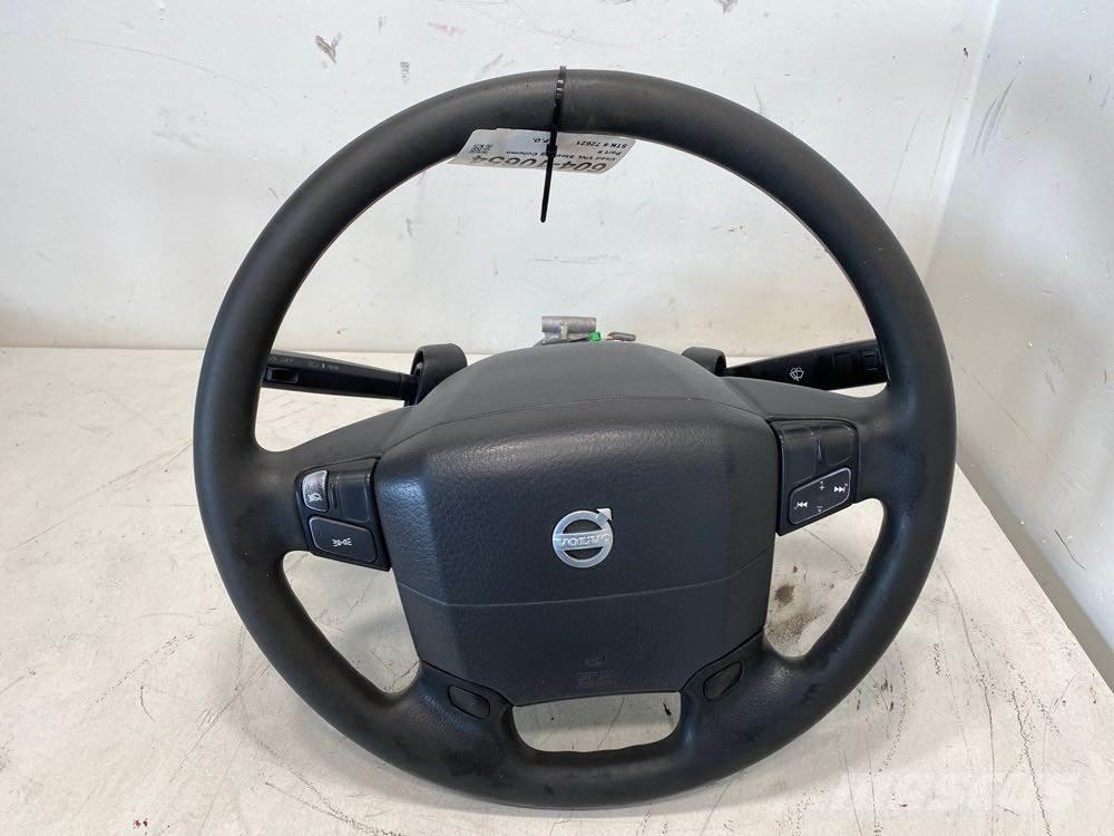 Volvo VNL Transportes - Outros
