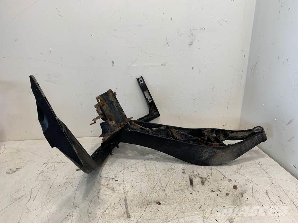 Volvo VNL Transportes - Outros
