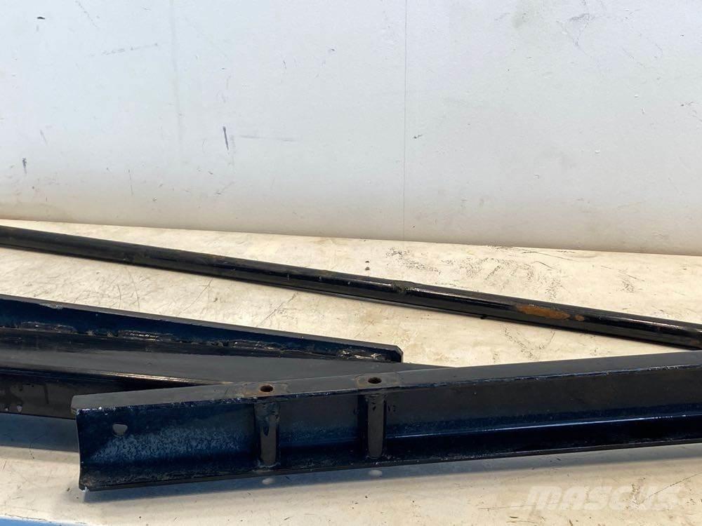 Volvo VNL Transportes - Outros
