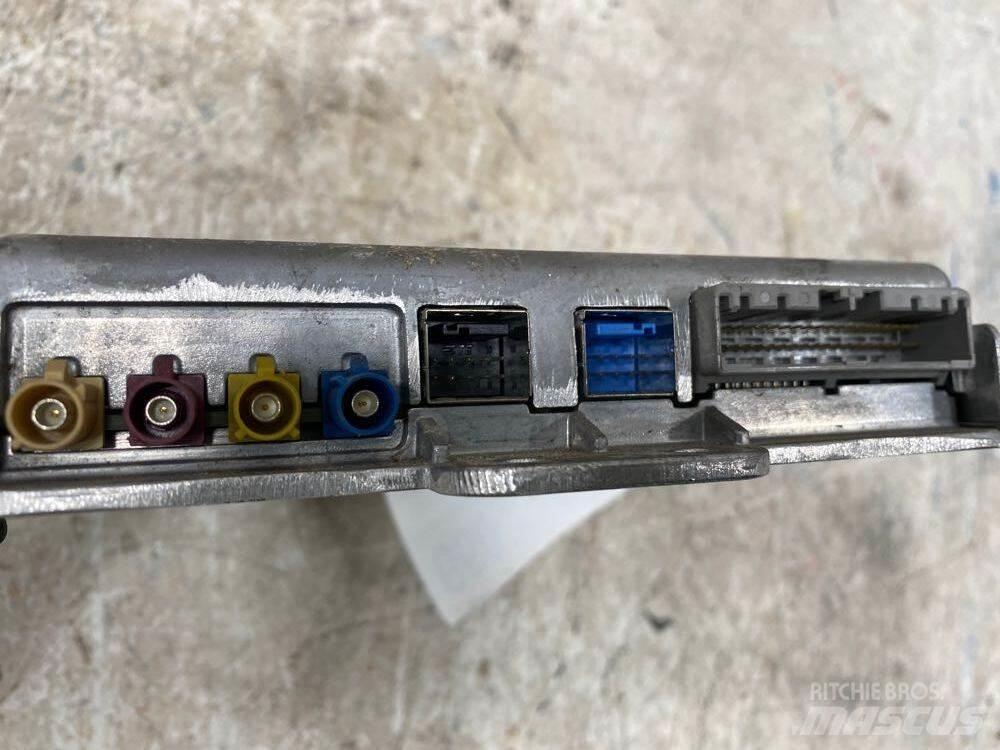 Volvo VNL Cabines e interior
