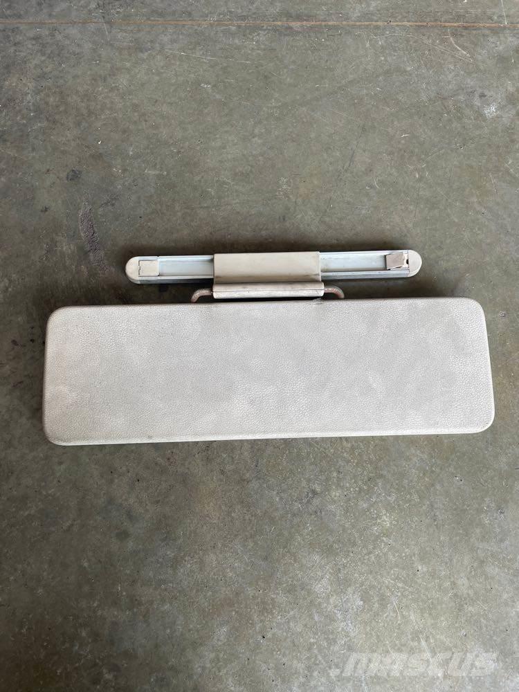 Volvo VNL Transportes - Outros
