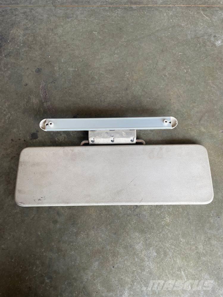 Volvo VNL Transportes - Outros
