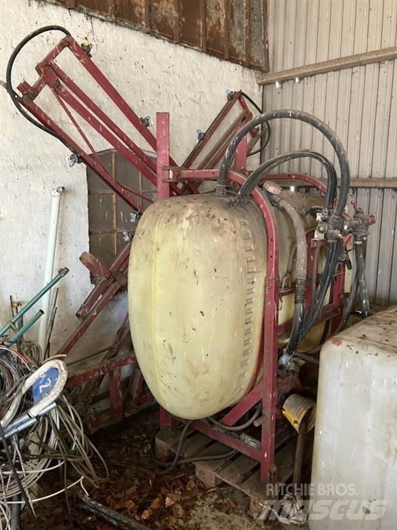 Hardi  Pulverizadores rebocados