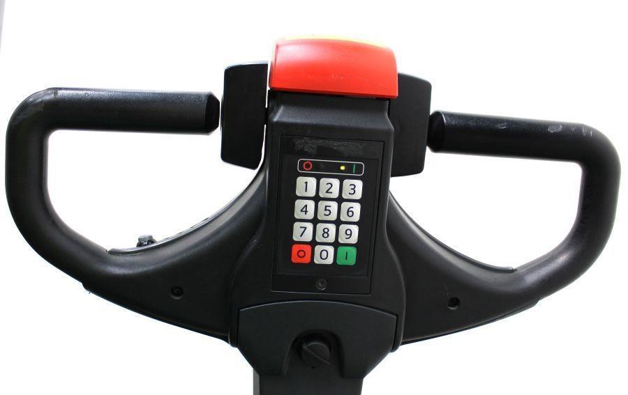 Cesab S 212 / 450 Empilhador para operador externo