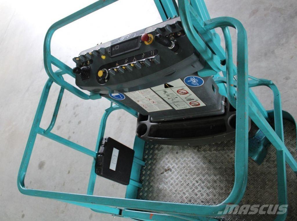 JLG E 300 AJP Elevadores braços articulados