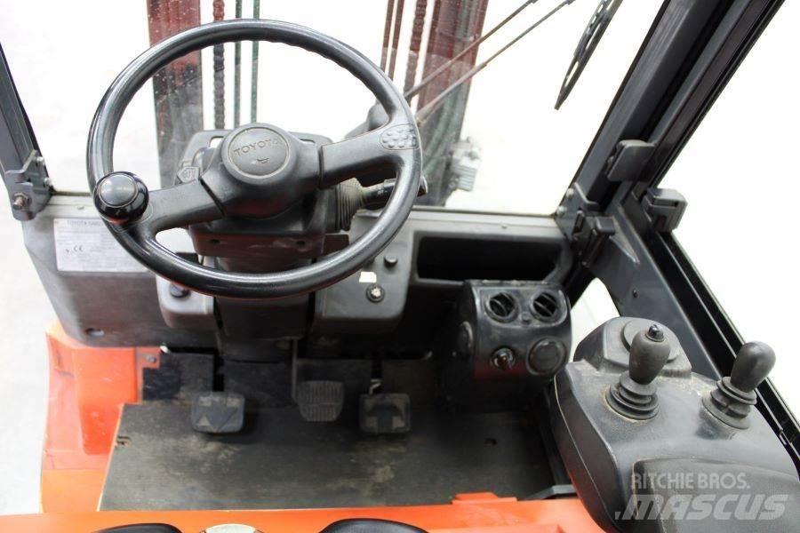 Toyota 7FBM25 Empilhadores eléctricos