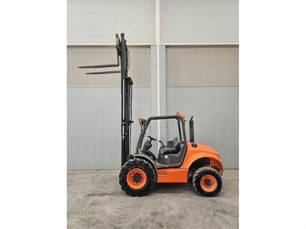 Ausa C250H Empilhadores todo-terreno