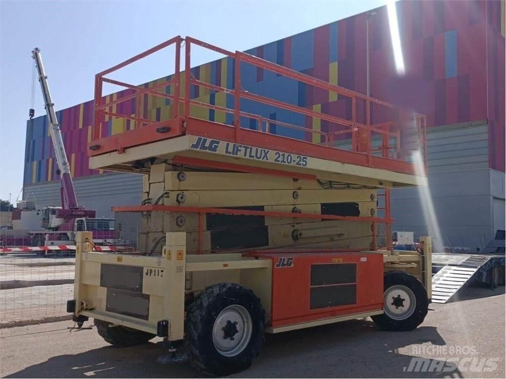 JLG 210-25 Elevadores de tesoura