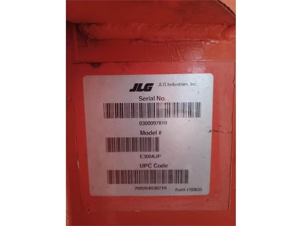 JLG E300AJP Elevadores braços articulados