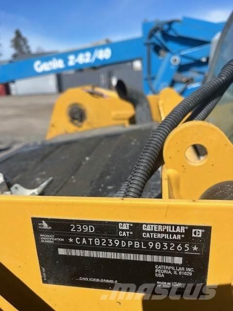 CAT 239D Tractores (camiões)